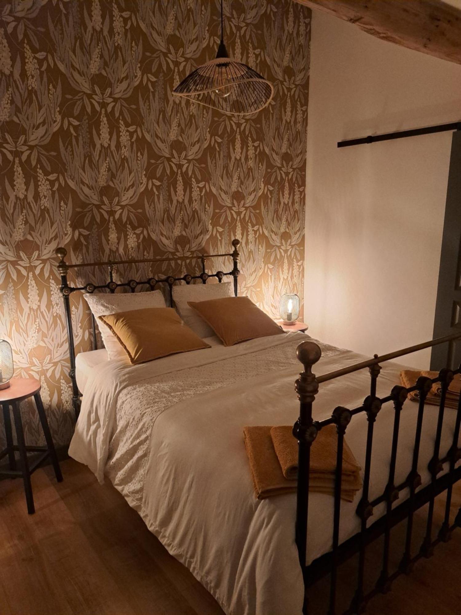 Lavallade12 Chambers D'Hotes Roussines Экстерьер фото
